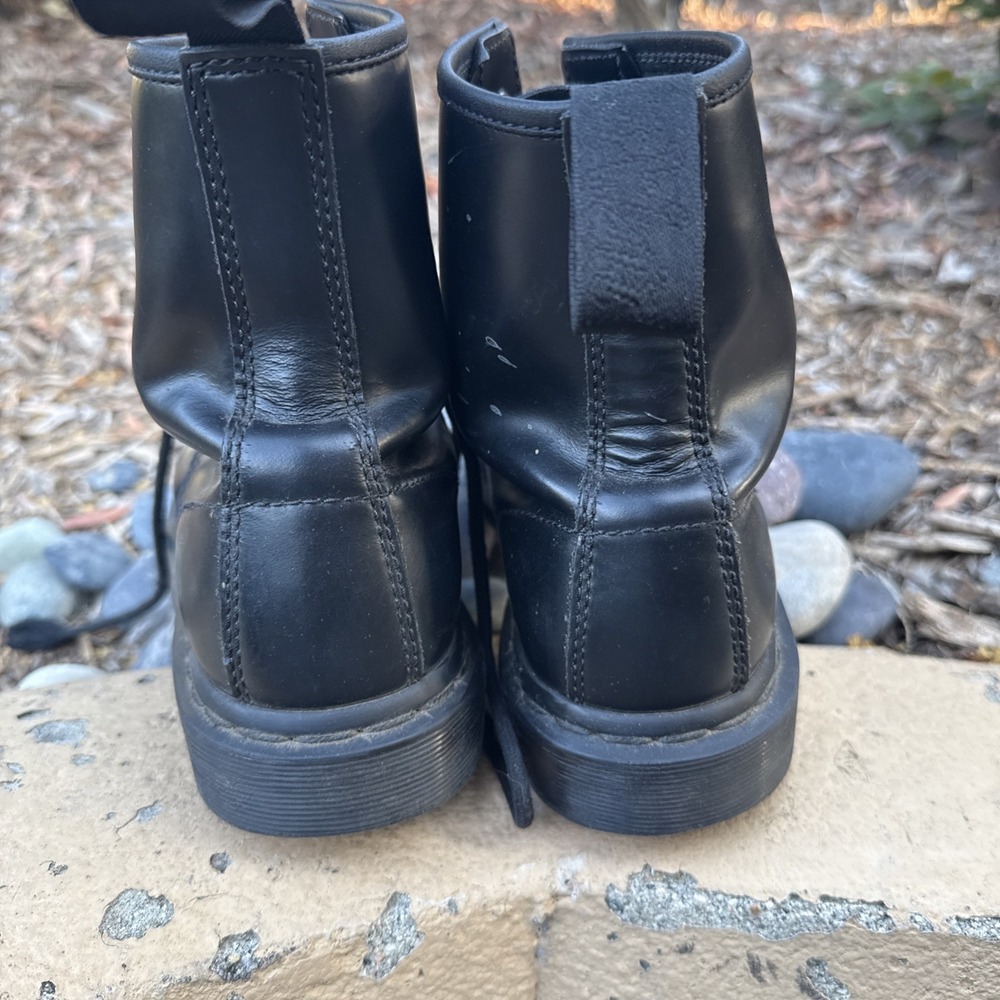 Dr Martens Doc Martens Boots 8L 7M BLACK SMOOTH COMBAT SCRATCHES 1460 MONO - Picture 3 of 11